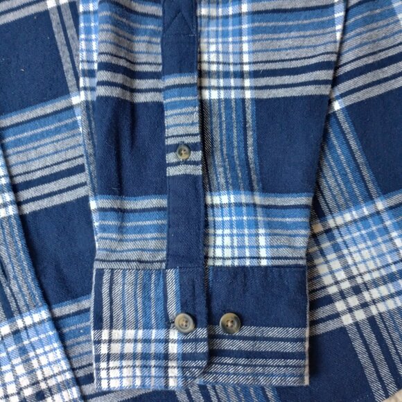 Eddie Bauer Blue & White Plaid Flannel Shirt — Cozy Casual Button-Up - Picture 7 of 7